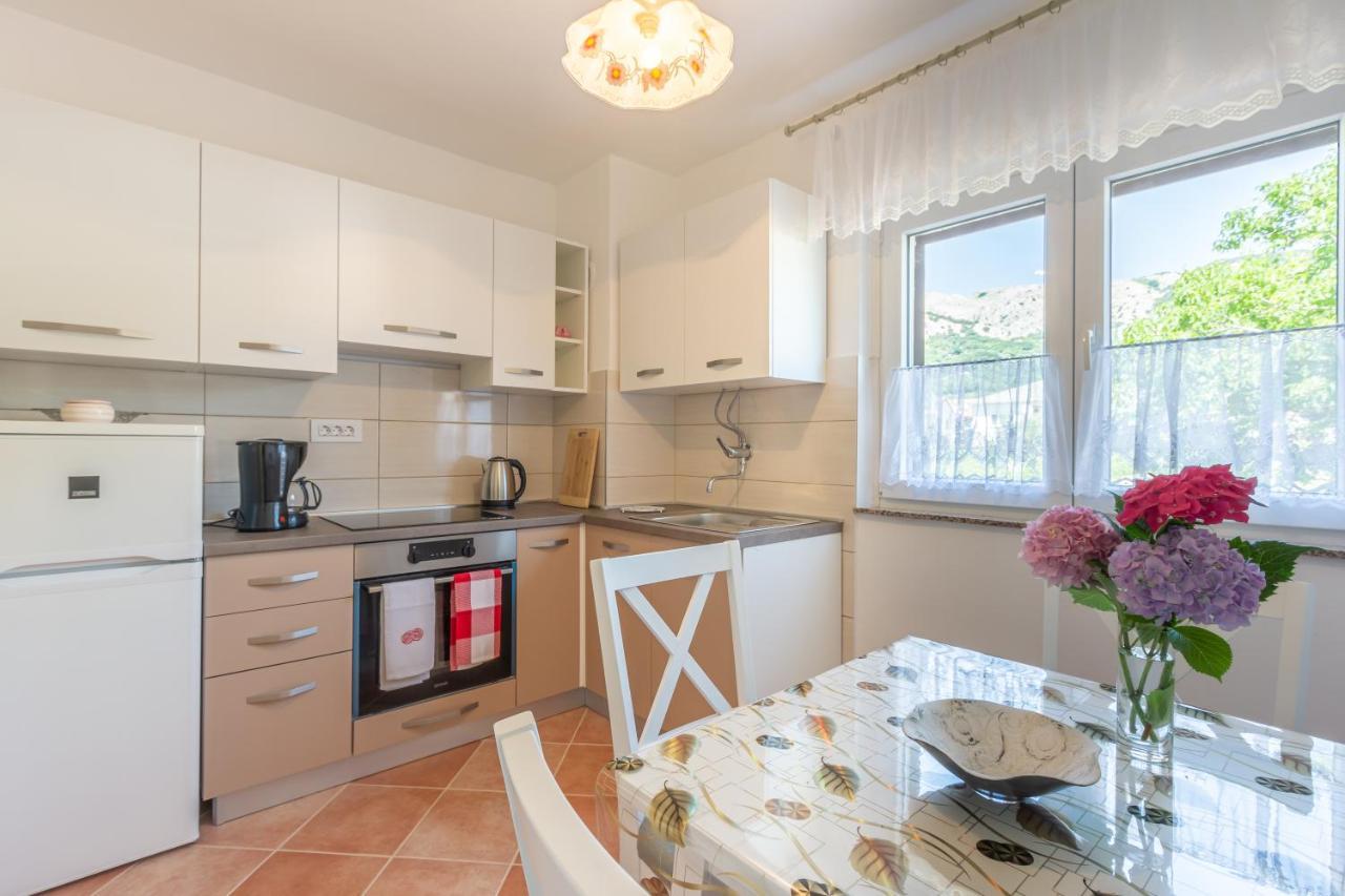 Apartment Beti With Balcony Baška Eksteriør billede