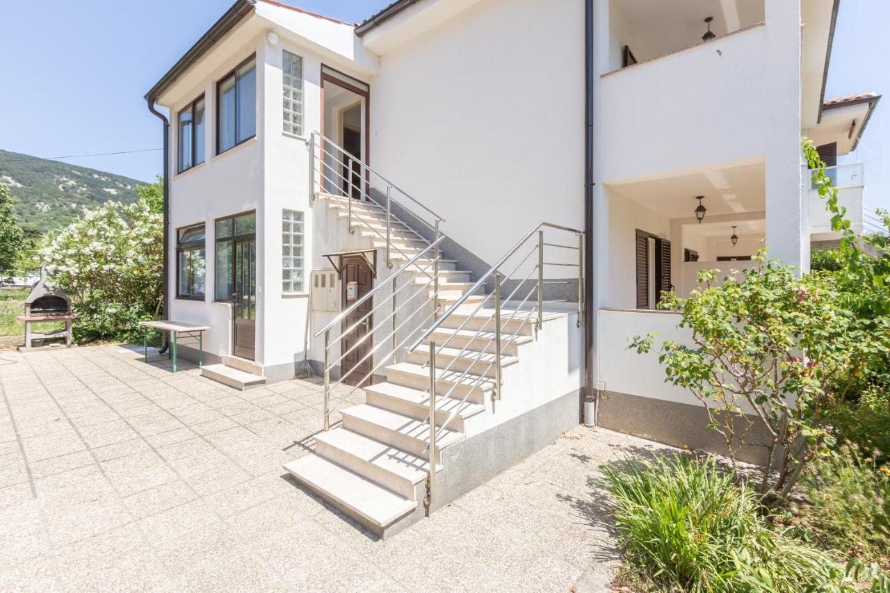 Apartment Beti With Balcony Baška Eksteriør billede