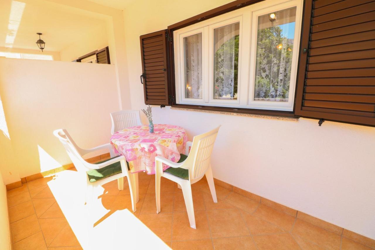 Apartment Beti With Balcony Baška Eksteriør billede